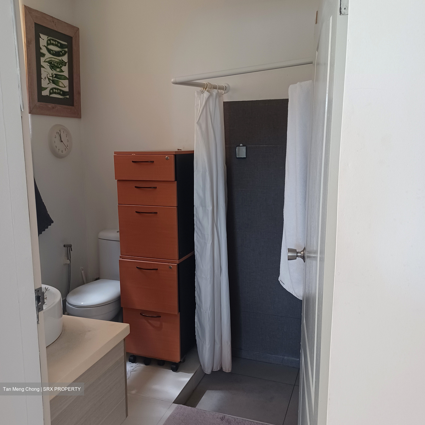 Uni Building (D15), Apartment #622639491